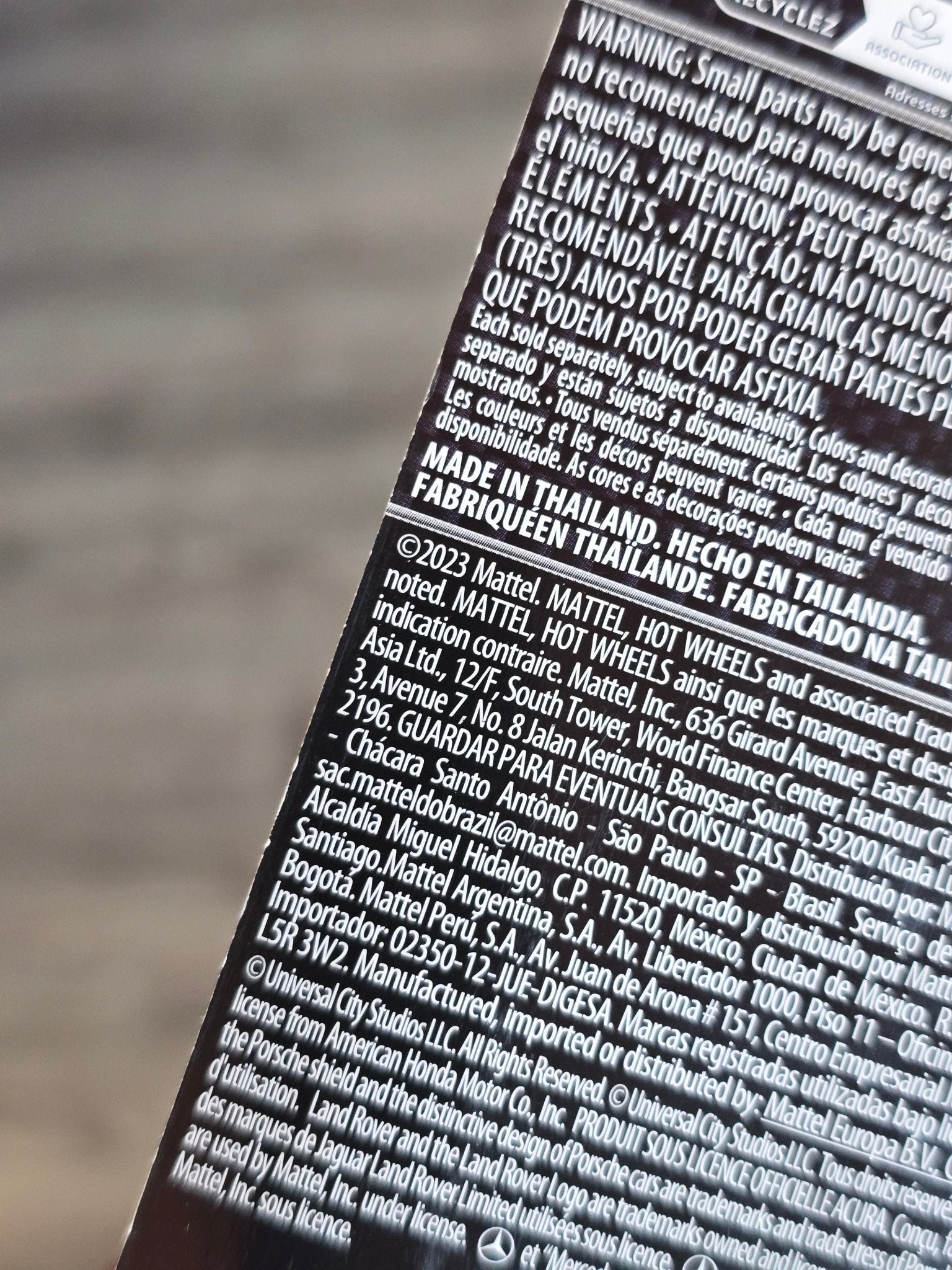 Premium Hot Wheels Toyota Land Cruiser FJ43 - Fast & Furious (Imported) - Kinder Logs