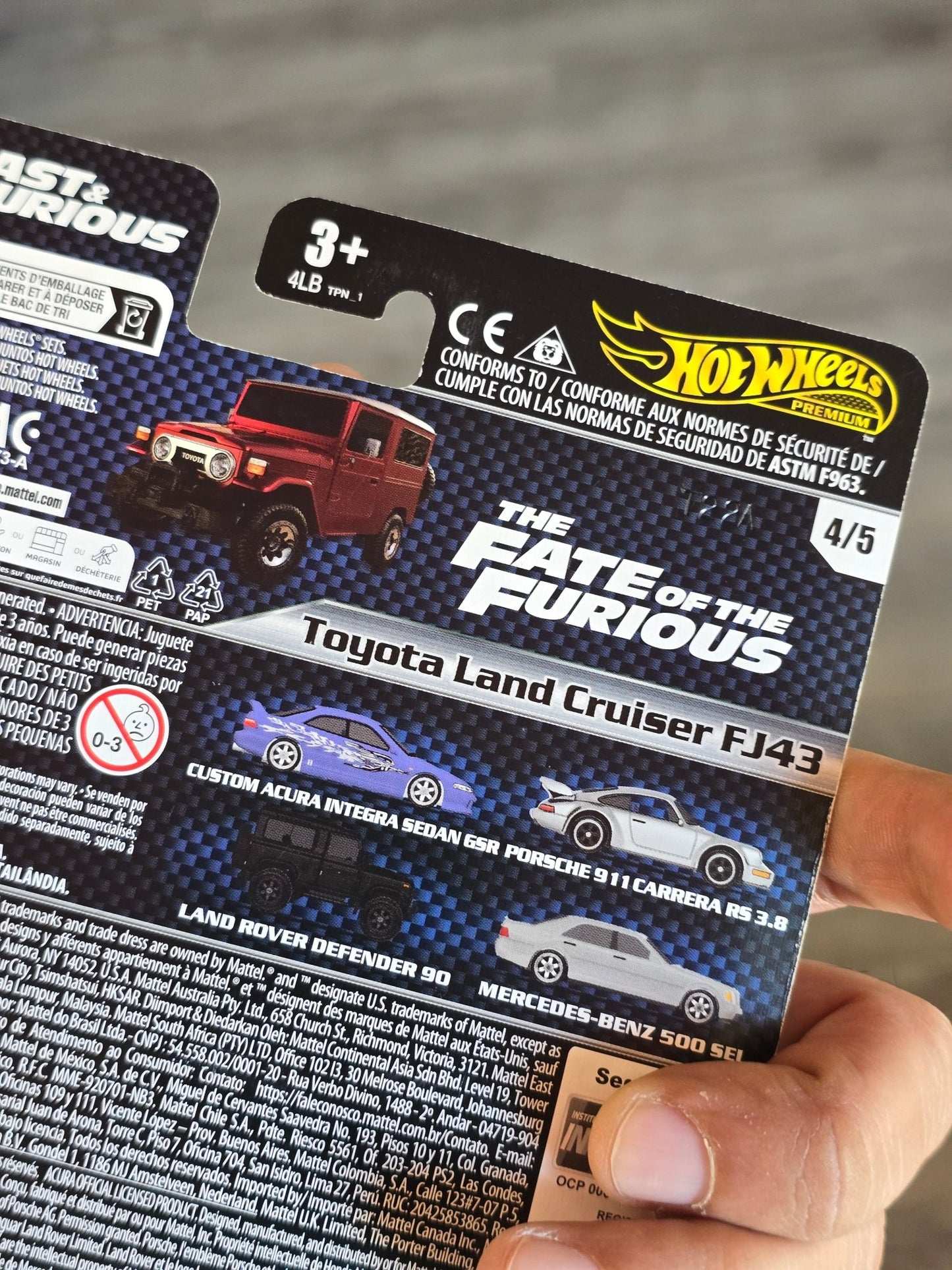 Premium Hot Wheels Toyota Land Cruiser FJ43 - Fast & Furious (Imported) - Kinder Logs