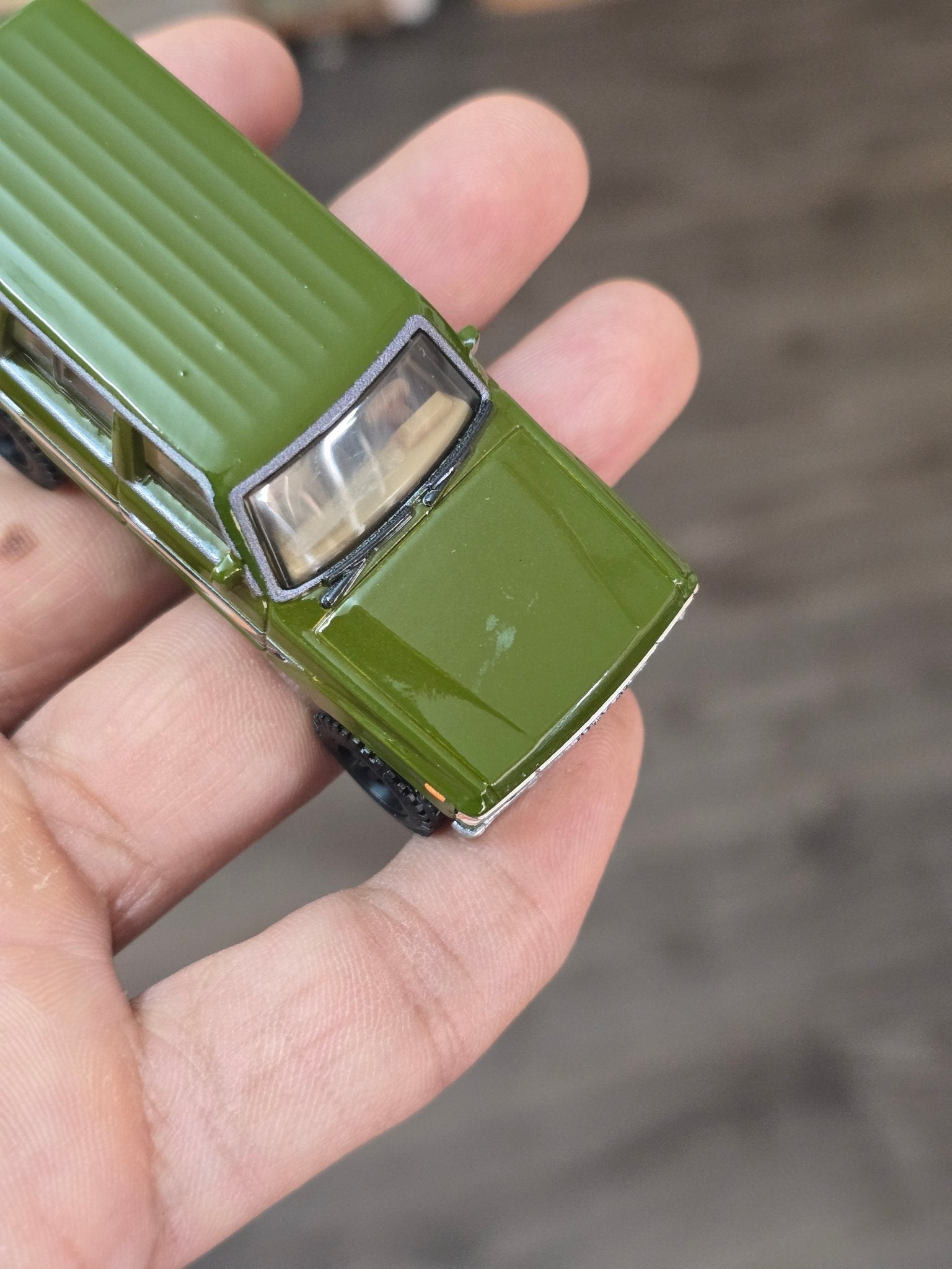 Premium Hot Wheels Toyota Land Cruiser FJ60 (Pre - Owned) - Kinder Logs