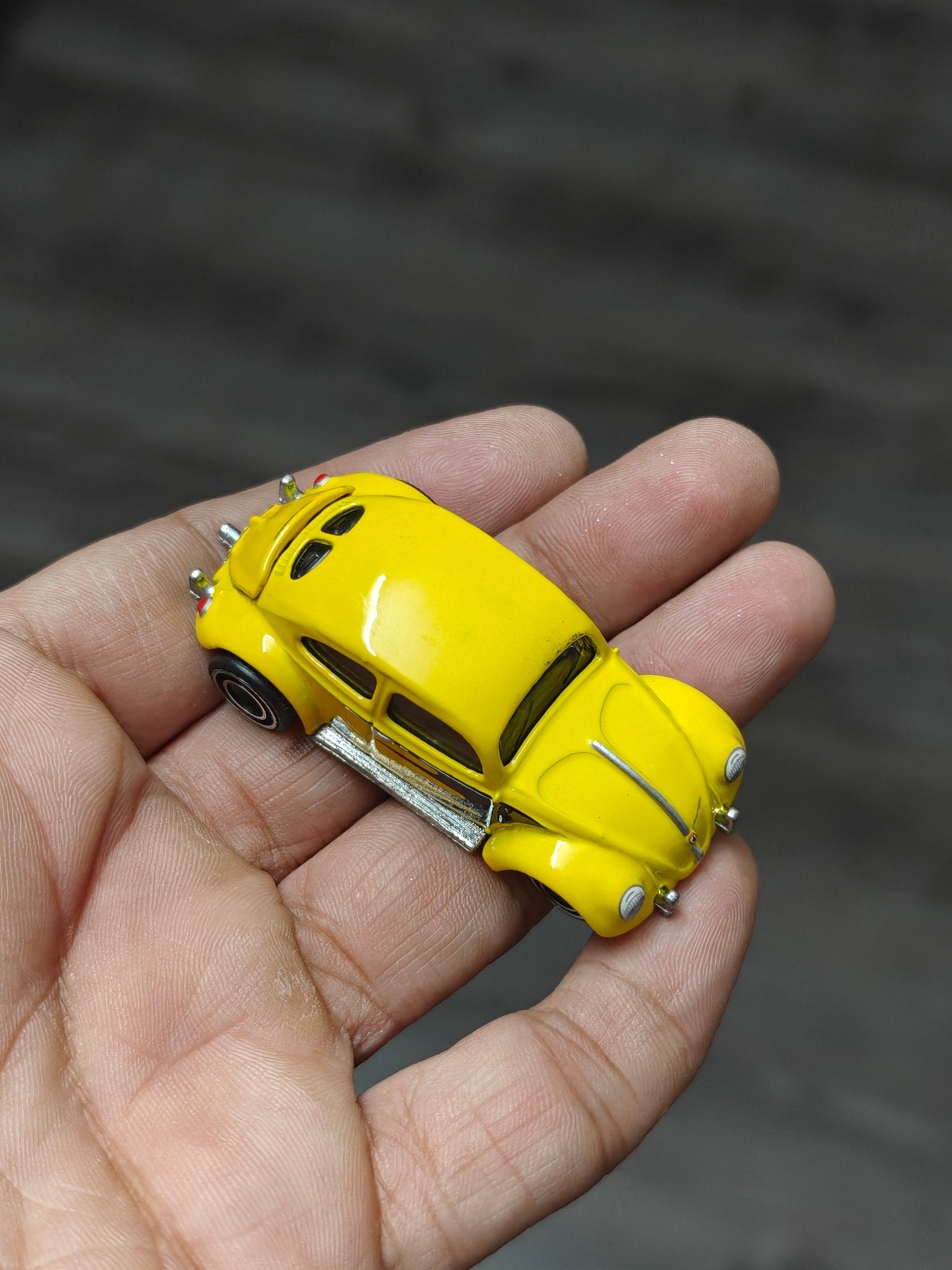 Premium Hot Wheels Volkswagen "Classic Bug" Moon Eyes (Pre - Owned) - Kinder Logs