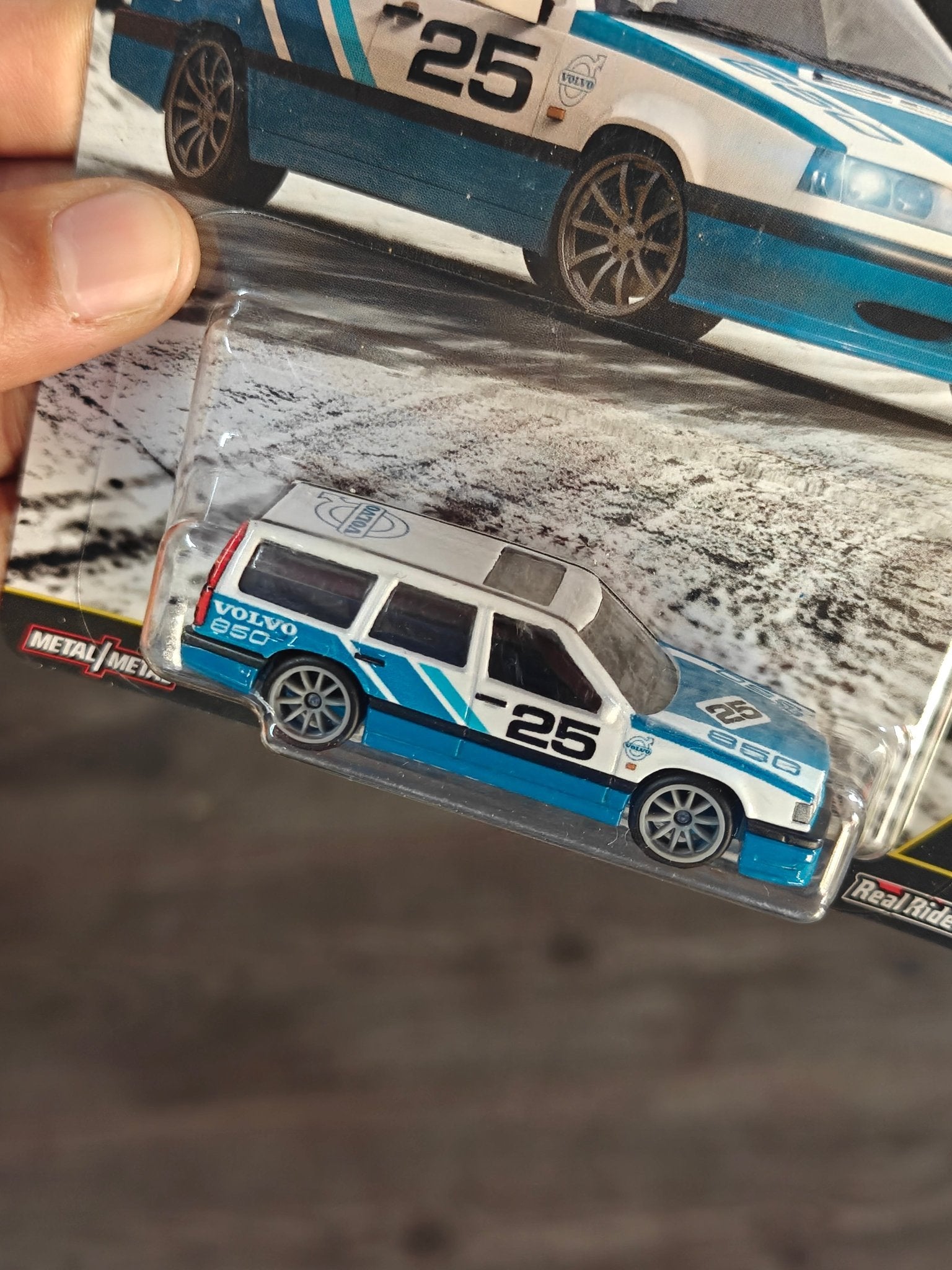 Premium Hot Wheels Volvo 850 Estate - Fast Wagons (Imported) - Kinder Logs