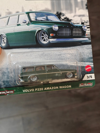 Premium Hot Wheels Volvo P220 Amazon Wagon - Fast Wagons (Imported) - Kinder Logs