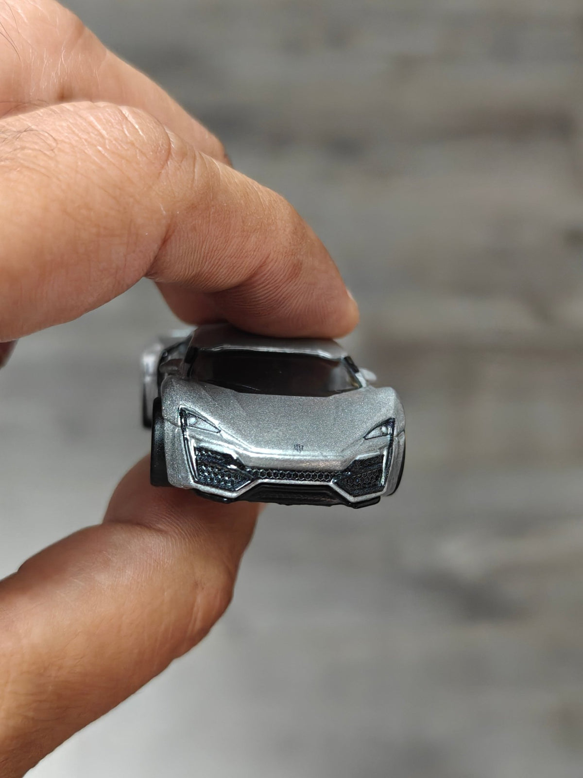 Premium Hot Wheels W Motors Lykan Hypersport - Silver (Uncarded - New) - Kinder Logs