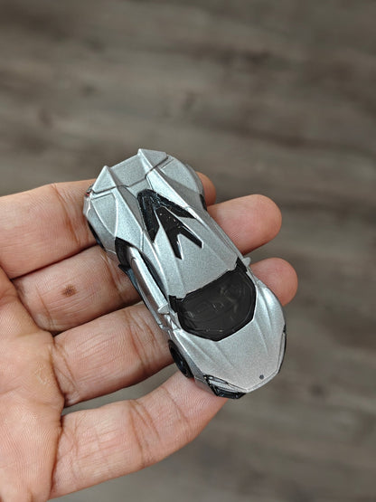 Premium Hot Wheels W Motors Lykan Hypersport - Silver (Uncarded - New) - Kinder Logs
