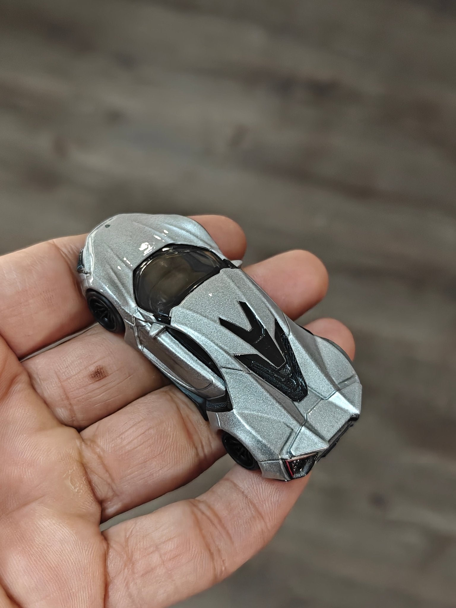 Premium Hot Wheels W Motors Lykan Hypersport - Silver (Uncarded - New) - Kinder Logs