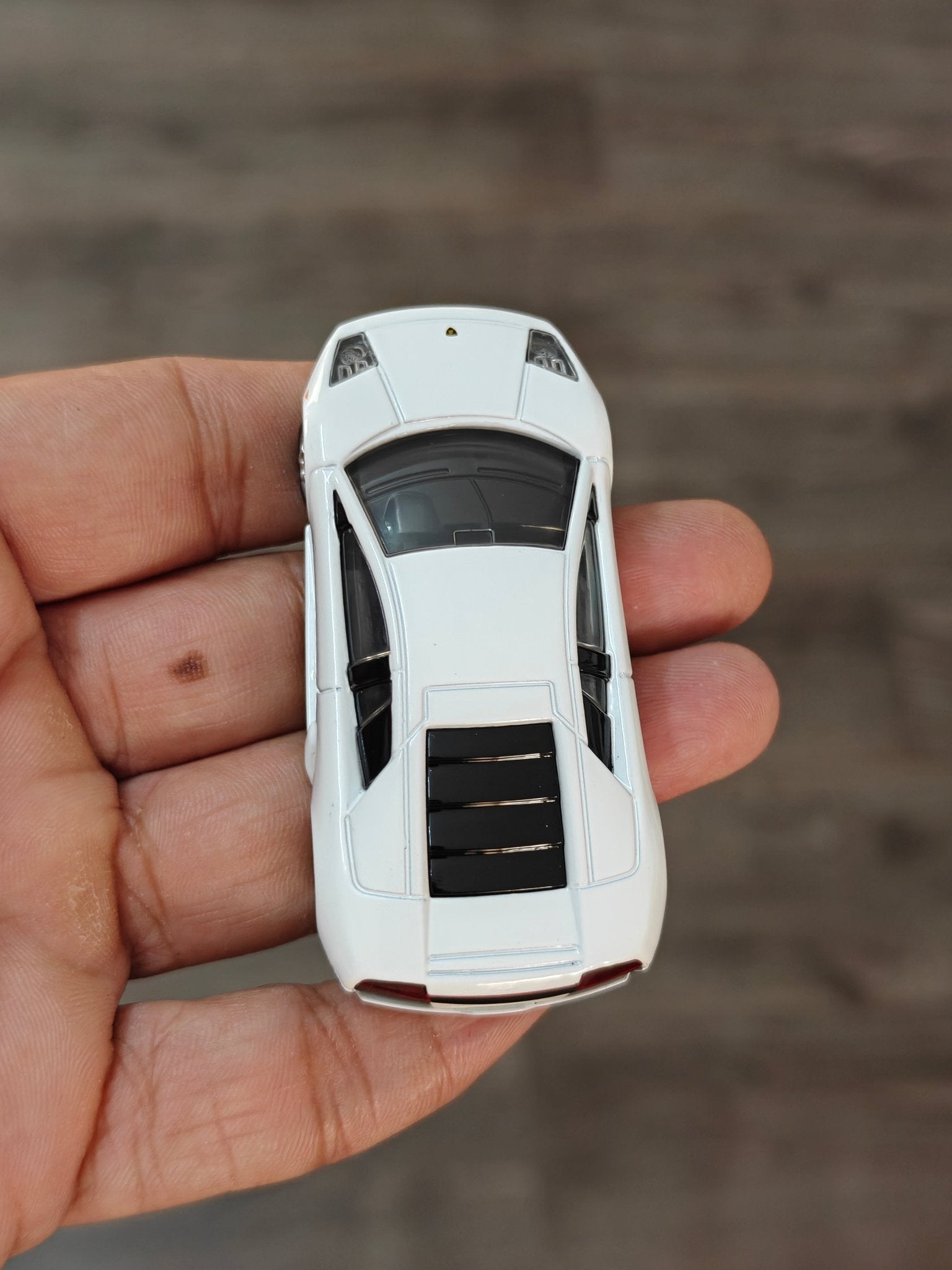 Premium Tomica Lamborghini Murcielago - White (Open Box) - Kinder Logs