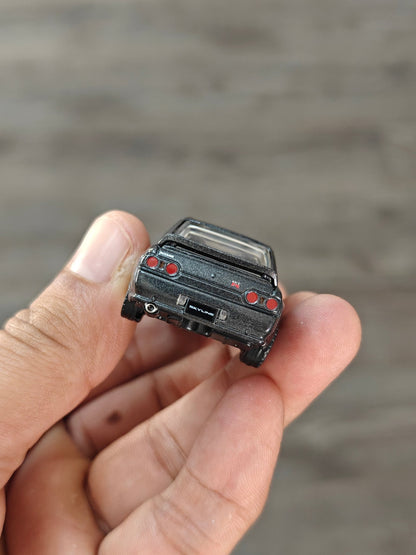 Premium Tomica Nissan Skyline GT-R BNR32 (Open Box) - Kinder Logs
