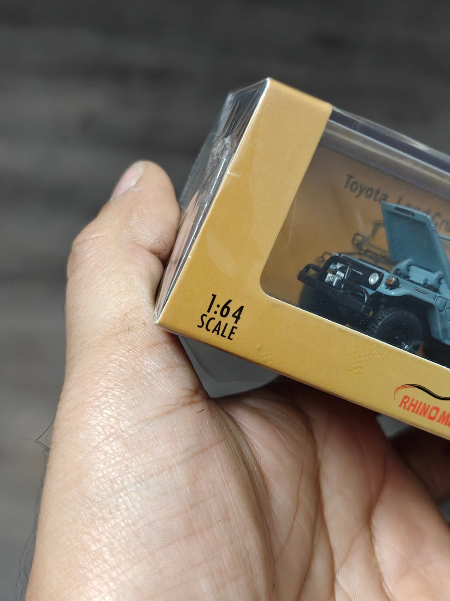 Rhino Model Toyota Land Cruiser FJ40 (Sealed Box) - Kinder Logs