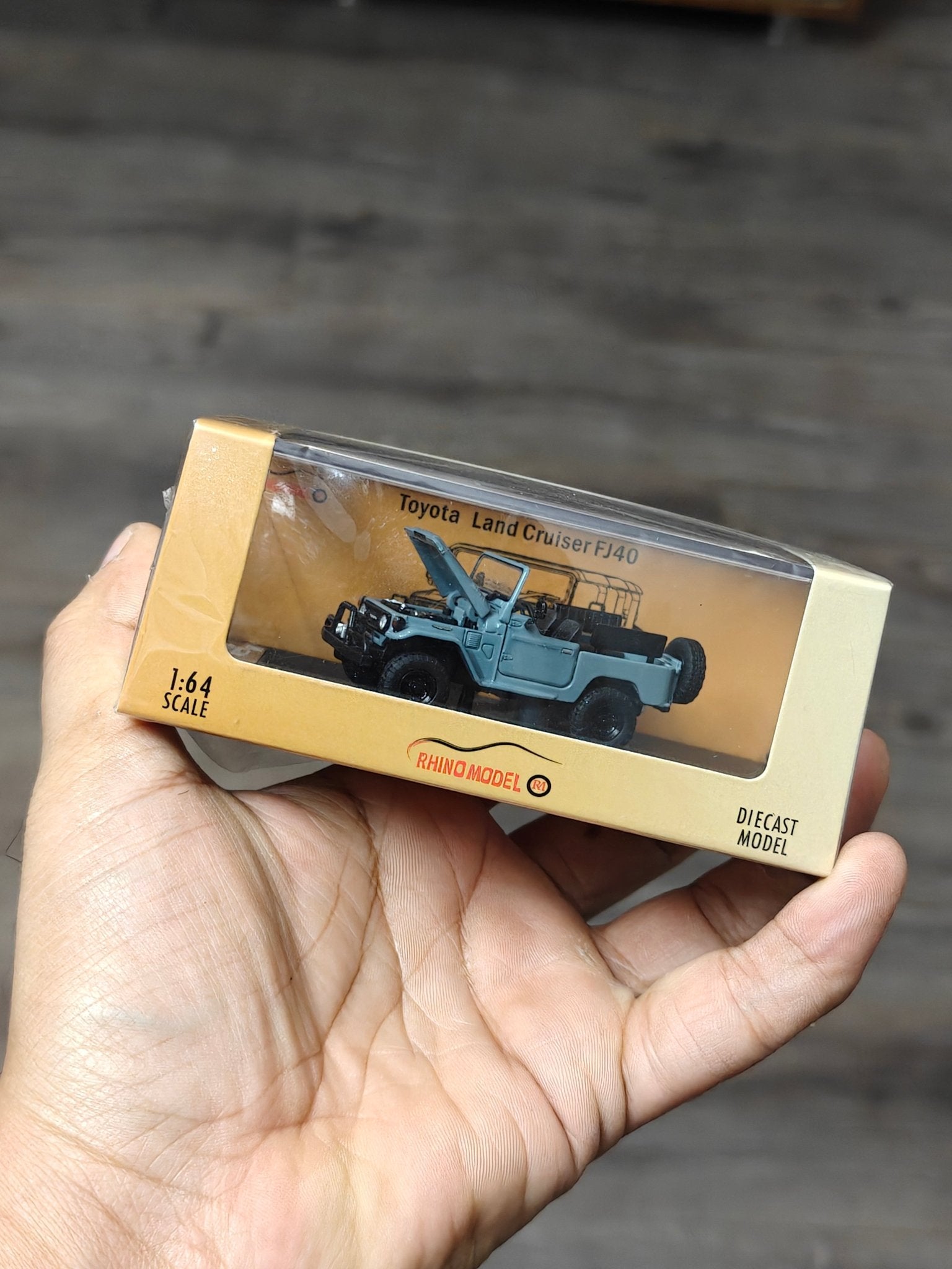 Rhino Model Toyota Land Cruiser FJ40 (Sealed Box) - Kinder Logs