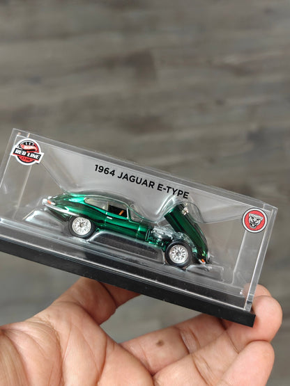 RLC Hot Wheels 1964 Jaguar E - Type (Spectraflame Green) - Kinder Logs