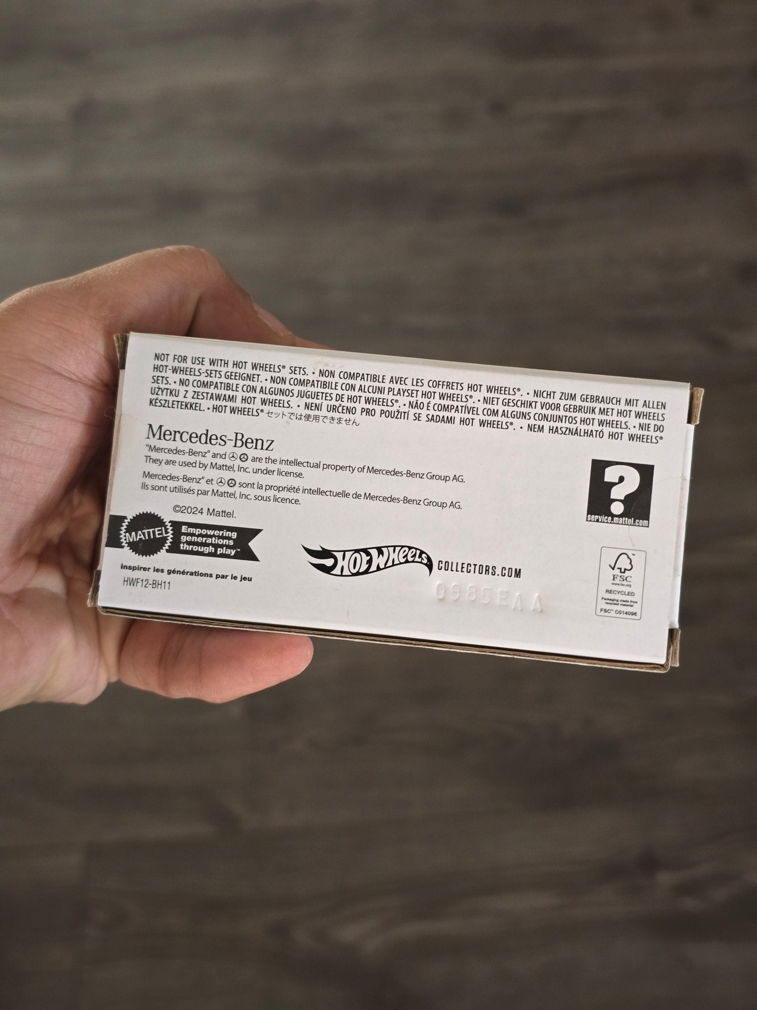 RLC Hot Wheels 1964 Mercedes - Benz 600 "Pullman" (Spectraflame Steel Blue) - Kinder Logs