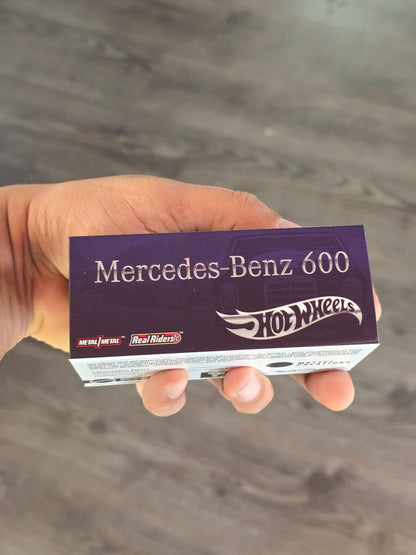 RLC Hot Wheels 1964 Mercedes - Benz 600 "Pullman" (Spectraflame Steel Blue) - Kinder Logs