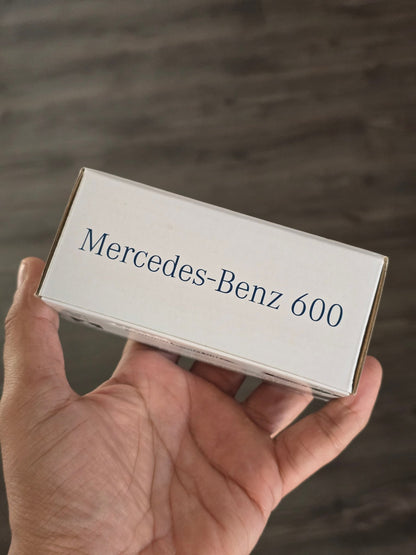 RLC Hot Wheels 1964 Mercedes - Benz 600 "Pullman" (Spectraflame Steel Blue) - Kinder Logs