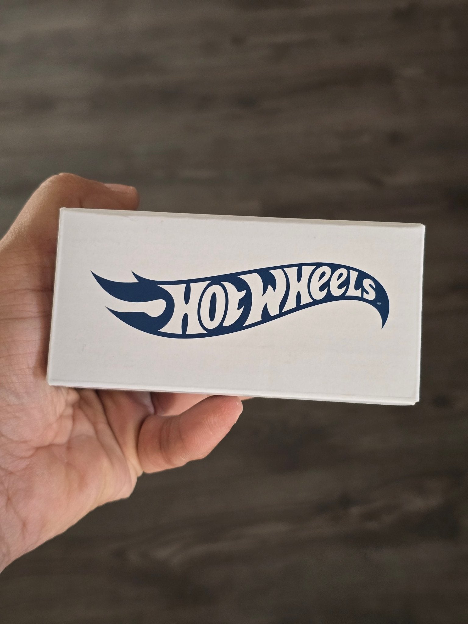 RLC Hot Wheels 1964 Mercedes - Benz 600 "Pullman" (Spectraflame Steel Blue) - Kinder Logs