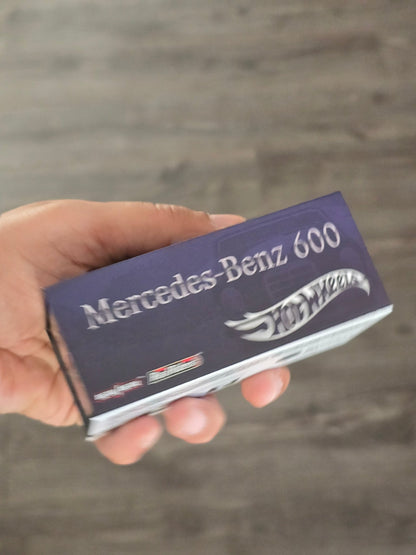 RLC Hot Wheels 1964 Mercedes - Benz 600 "Pullman" (Spectraflame Steel Blue) - Kinder Logs