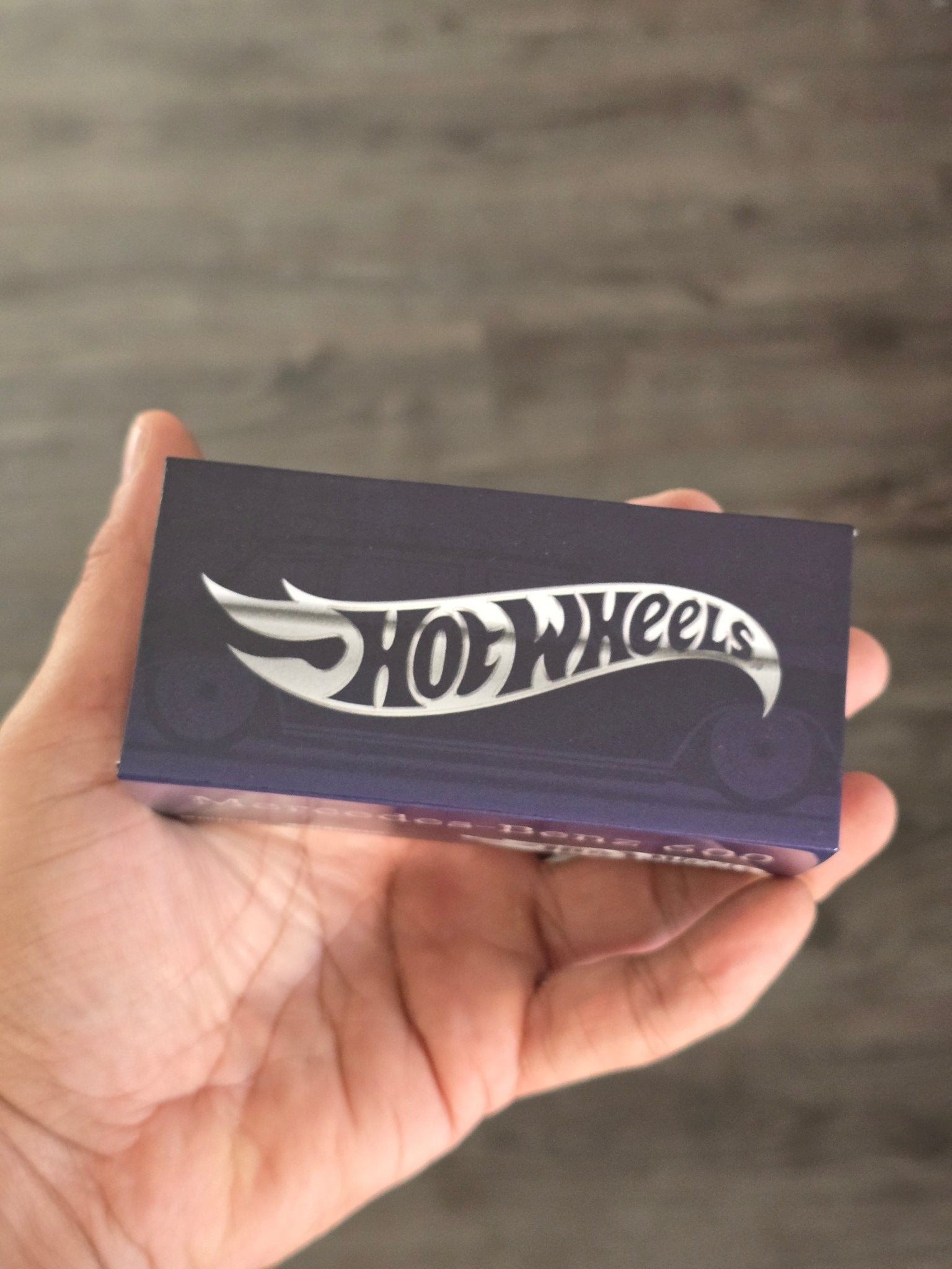 RLC Hot Wheels 1964 Mercedes - Benz 600 "Pullman" (Spectraflame Steel Blue) - Kinder Logs