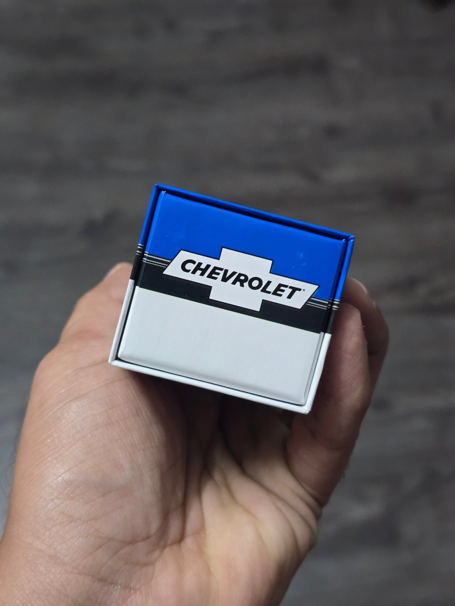 RLC Hot Wheels 1969 Chevrolet C/10 (Navy Blue) - Kinder Logs