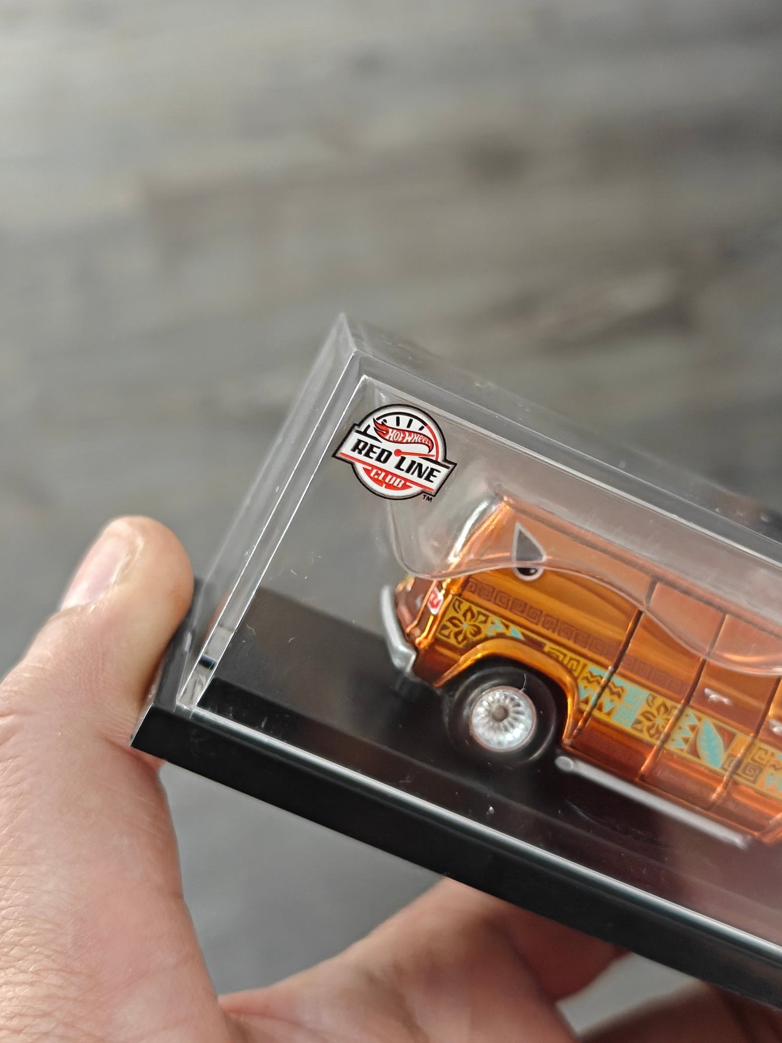 RLC Hot Wheels 1970s Dodge Tradesman Van (Spectraflame Root Beer) - Kinder Logs