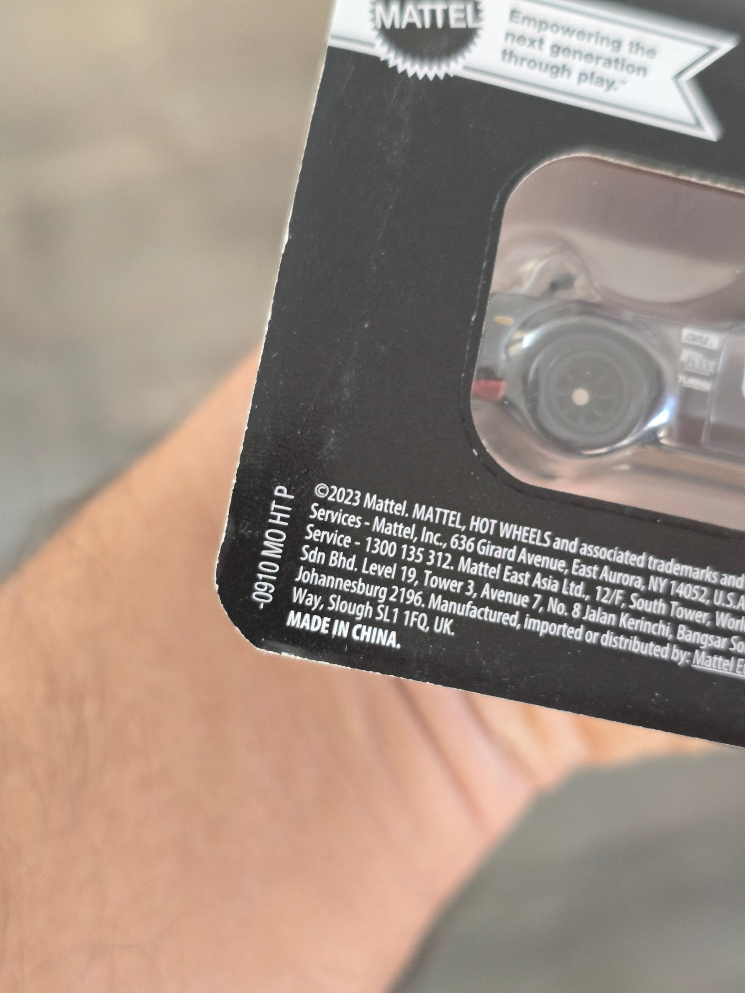 RLC Hot Wheels 1972 Skyline H/T 2000GT - R Advan Edition - Kinder Logs