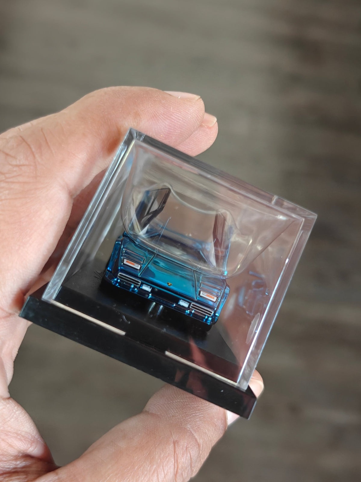 RLC Hot Wheels 1982 Lamborghini Countach LP 500 S - Blue (Damaged Box) - Kinder Logs