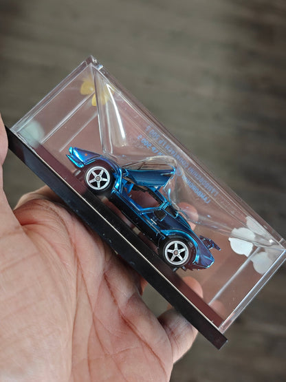 RLC Hot Wheels 1982 Lamborghini Countach LP 500 S - Blue (Damaged Box) - Kinder Logs