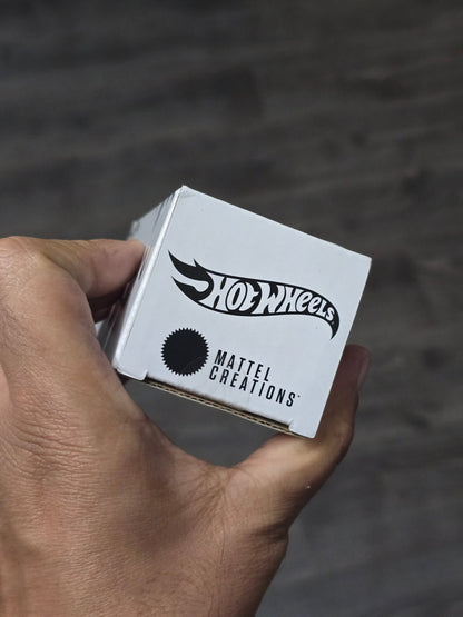 RLC Hot Wheels 1986 Nissan 720 King Cab (Spectraflame Dark Purple) - Kinder Logs