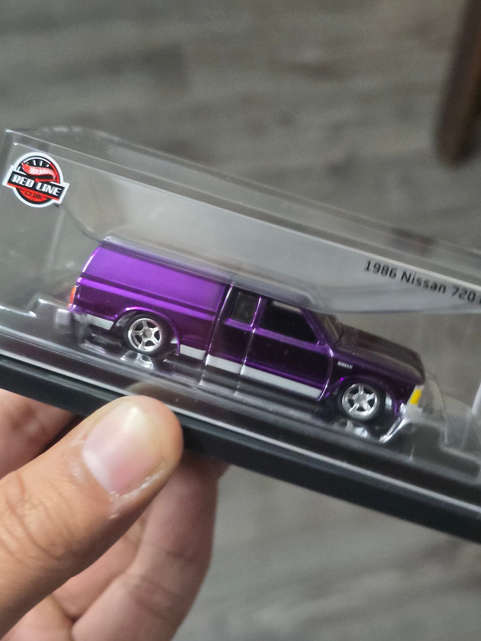 RLC Hot Wheels 1986 Nissan 720 King Cab (Spectraflame Dark Purple) - Kinder Logs