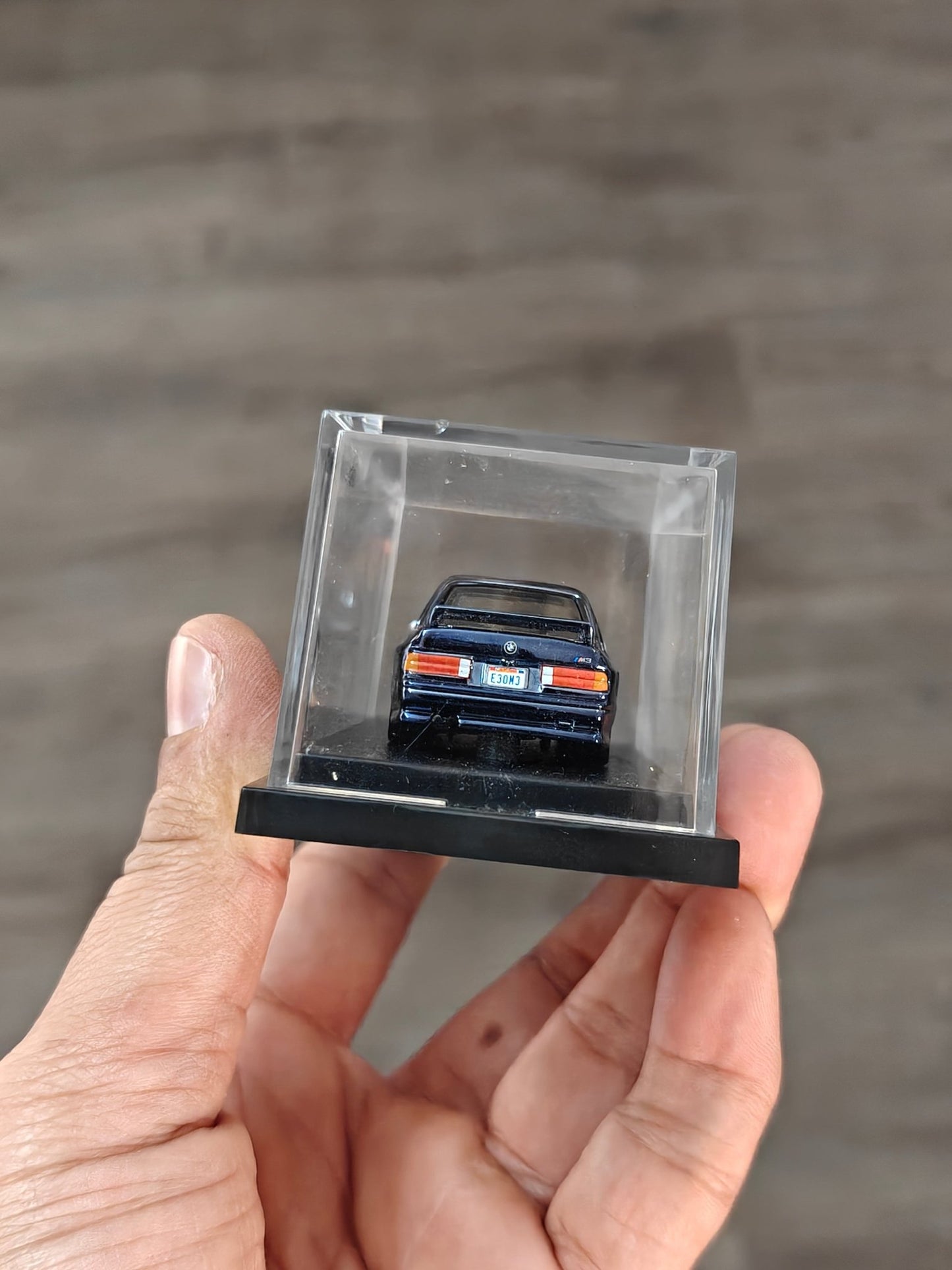 RLC Hot Wheels 1991 BMW M3 Collectors Edition (Spectraflame Blue) - Kinder Logs