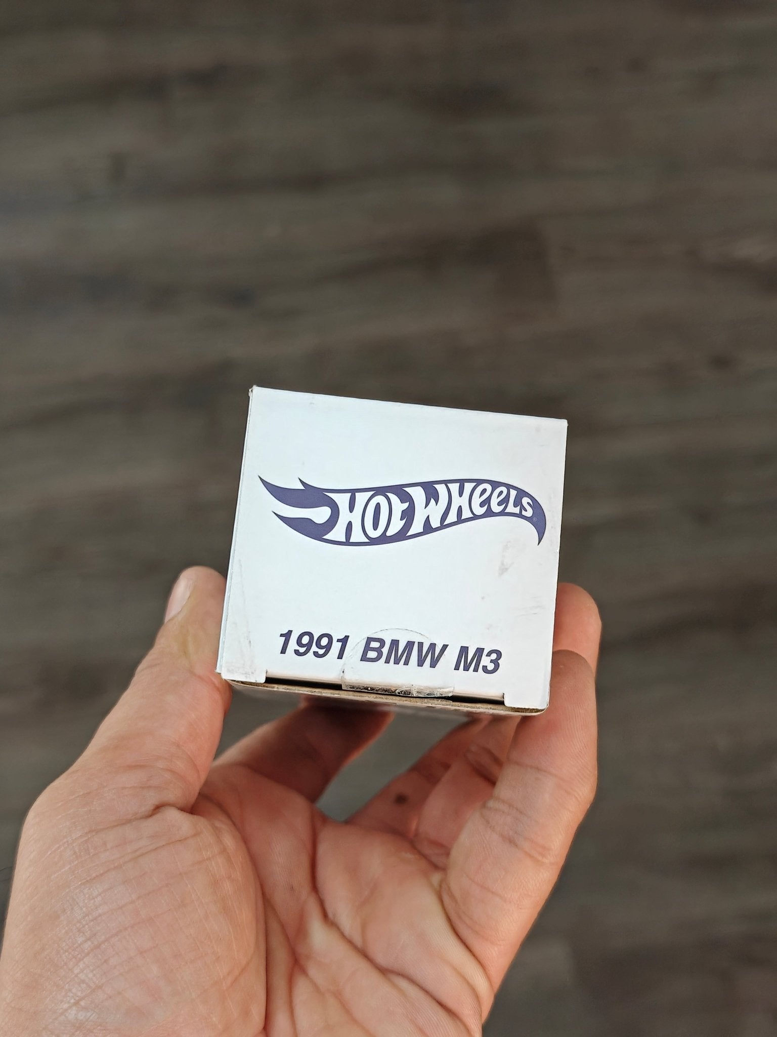 RLC Hot Wheels 1991 BMW M3 Collectors Edition (Spectraflame Blue) - Kinder Logs