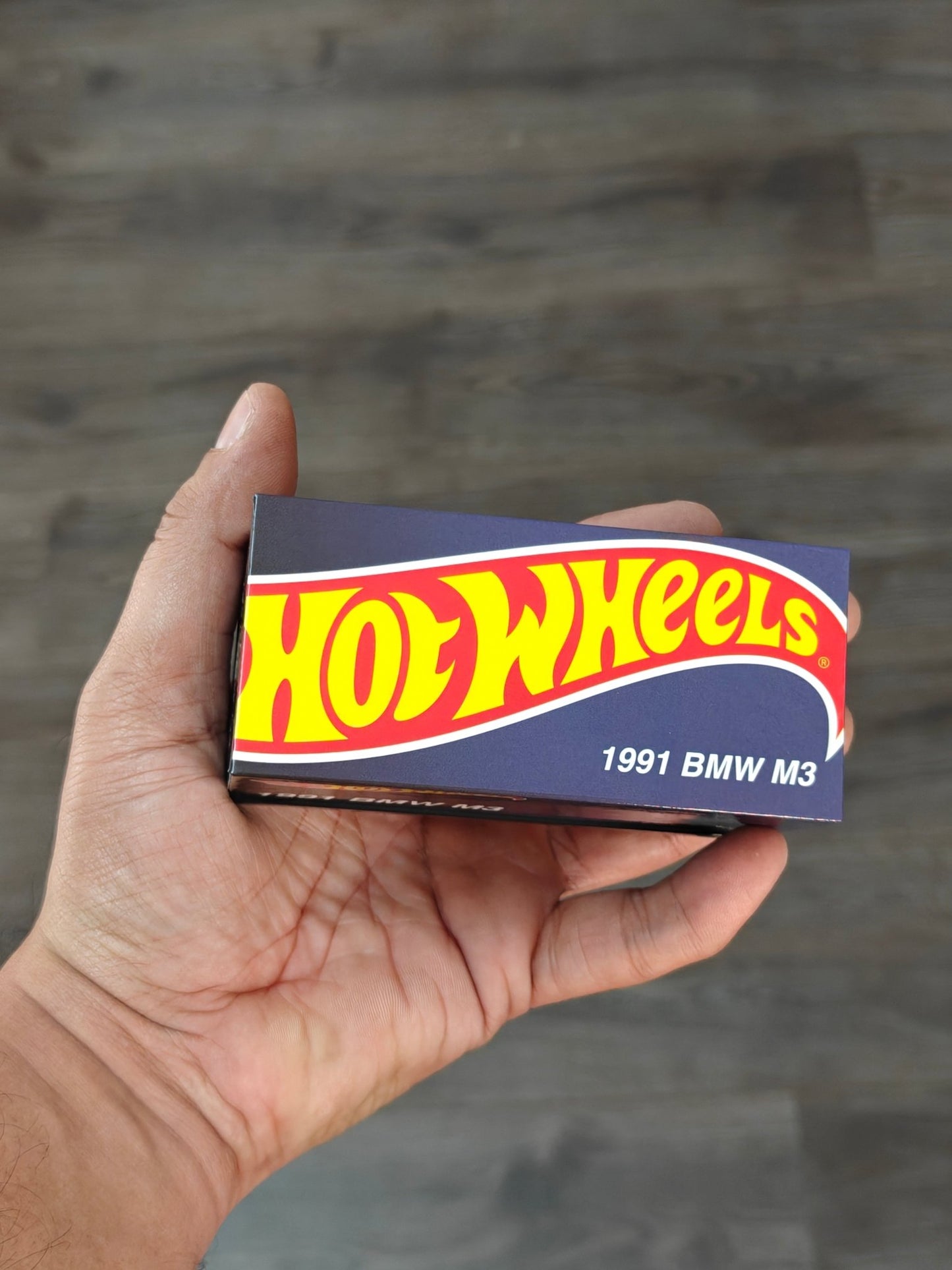 RLC Hot Wheels 1991 BMW M3 Collectors Edition (Spectraflame Blue) - Kinder Logs