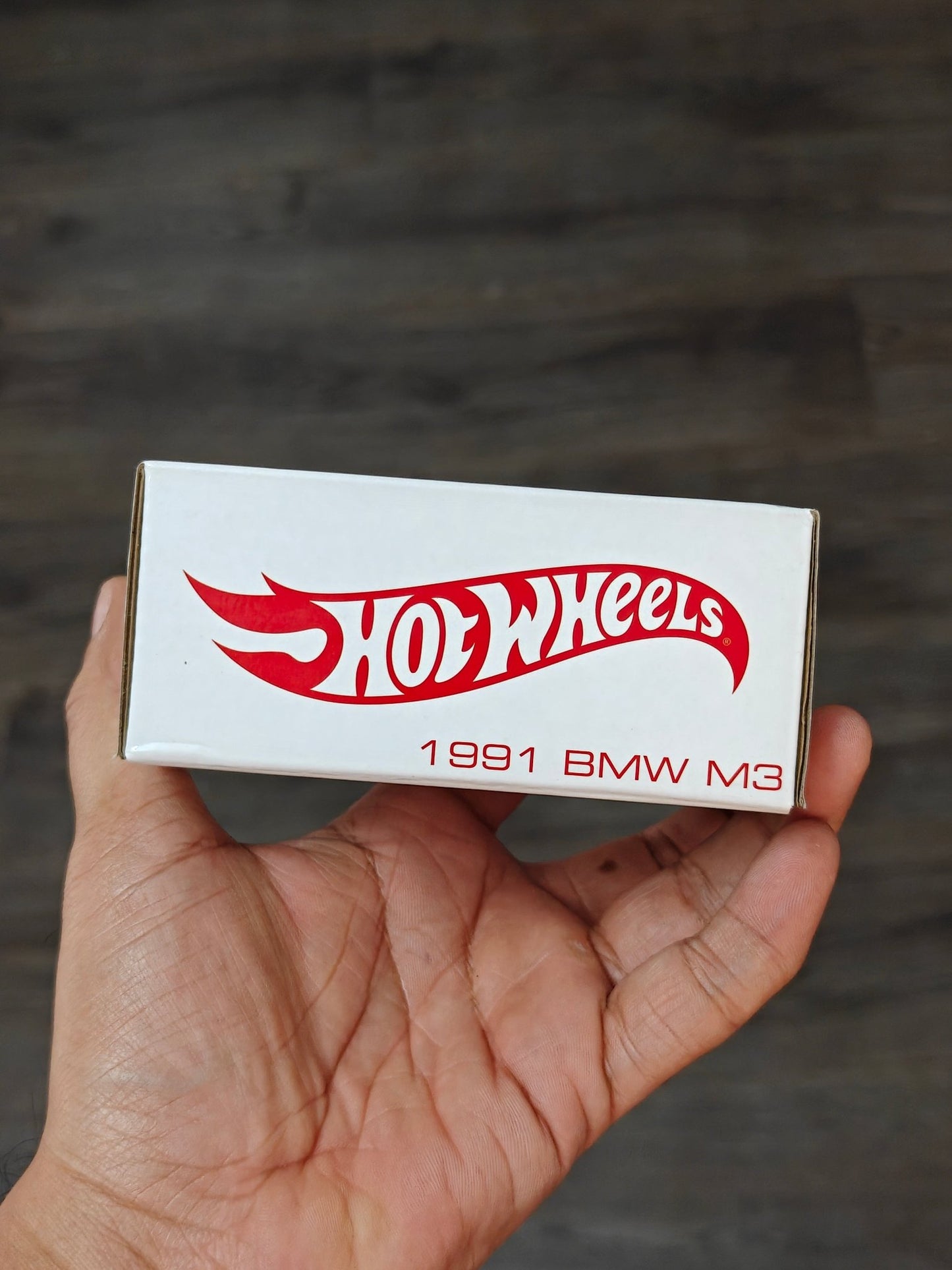 RLC Hot Wheels 1991 BMW M3 (Spectraflame Red) - Kinder Logs