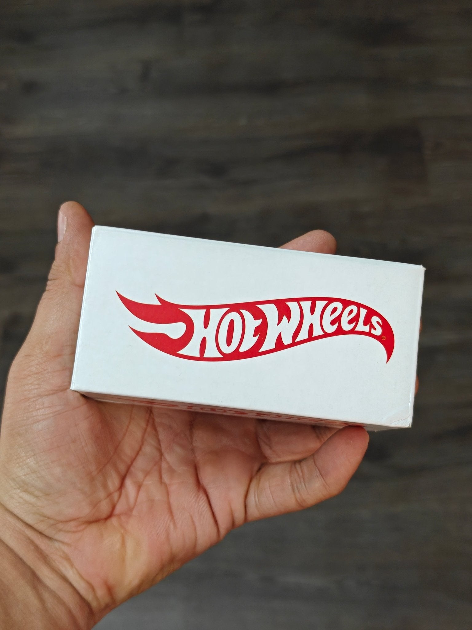 RLC Hot Wheels 1991 BMW M3 (Spectraflame Red) - Kinder Logs