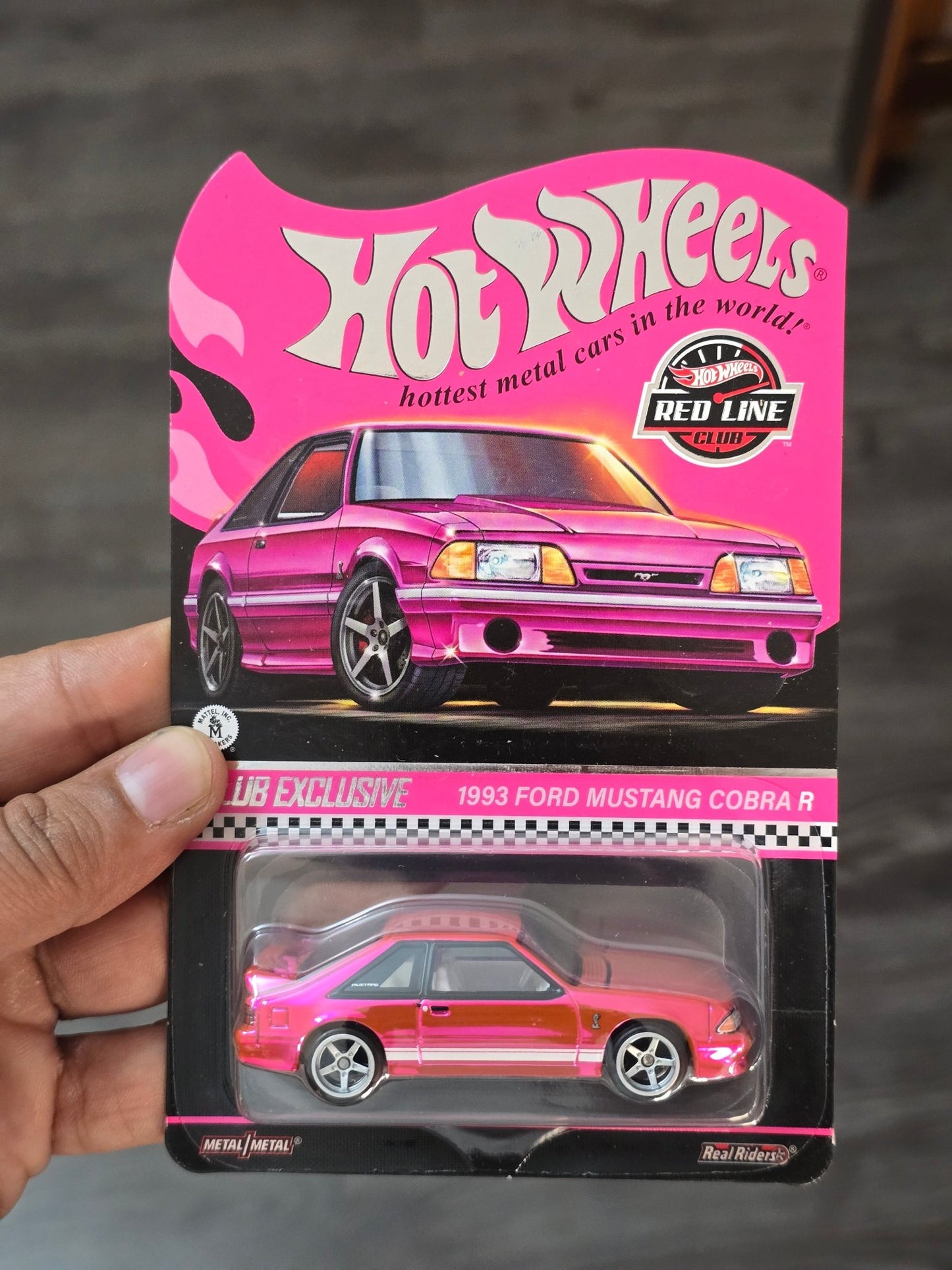 RLC Hot Wheels 1993 Ford Mustang Cobra R Pink Edition - Kinder Logs