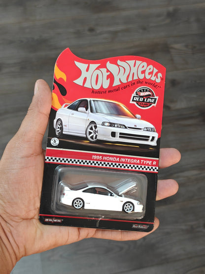 RLC Hot Wheels 1995 Honda Integra Type R (White) - Kinder Logs