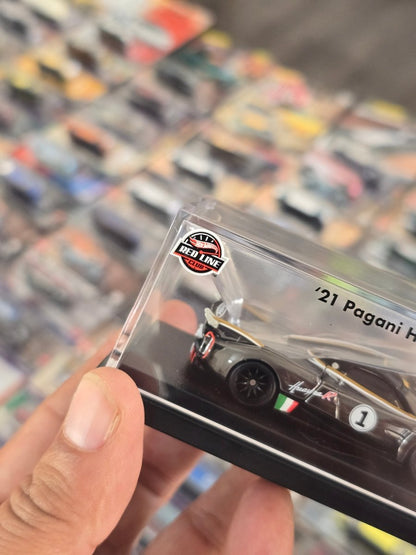 RLC Hot Wheels 2021 Pagani Huayra R - Kinder Logs