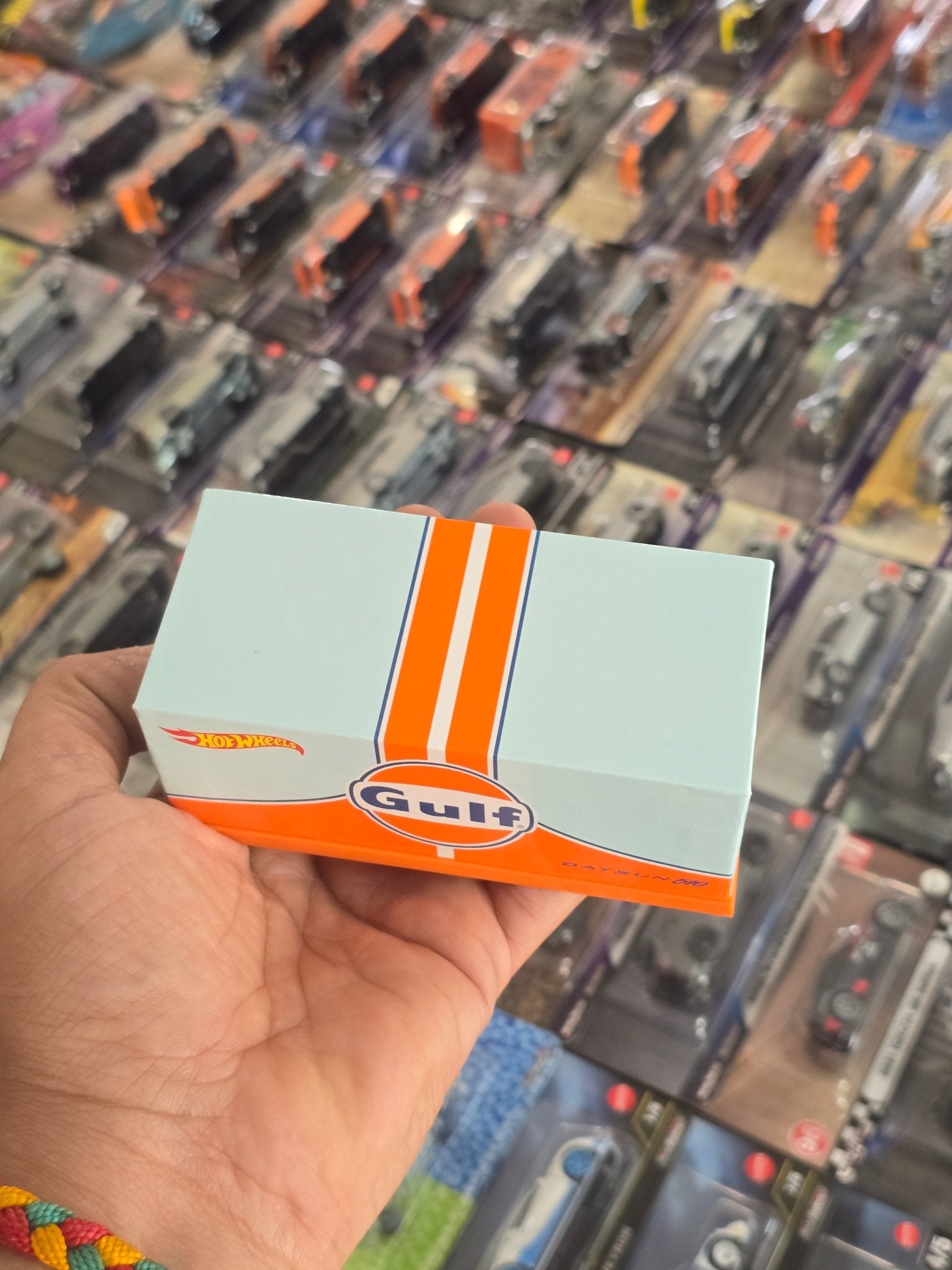 RLC Hot Wheels Datsun 510 Gulf Edition - Kinder Logs