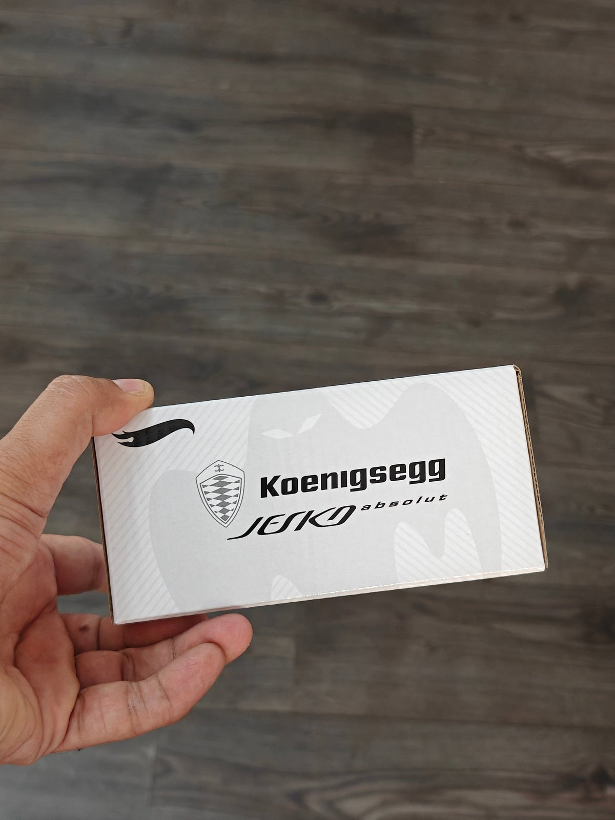 RLC Hot Wheels Koenigsegg Jesko Absolut (Spectraflame Slate) - Kinder Logs