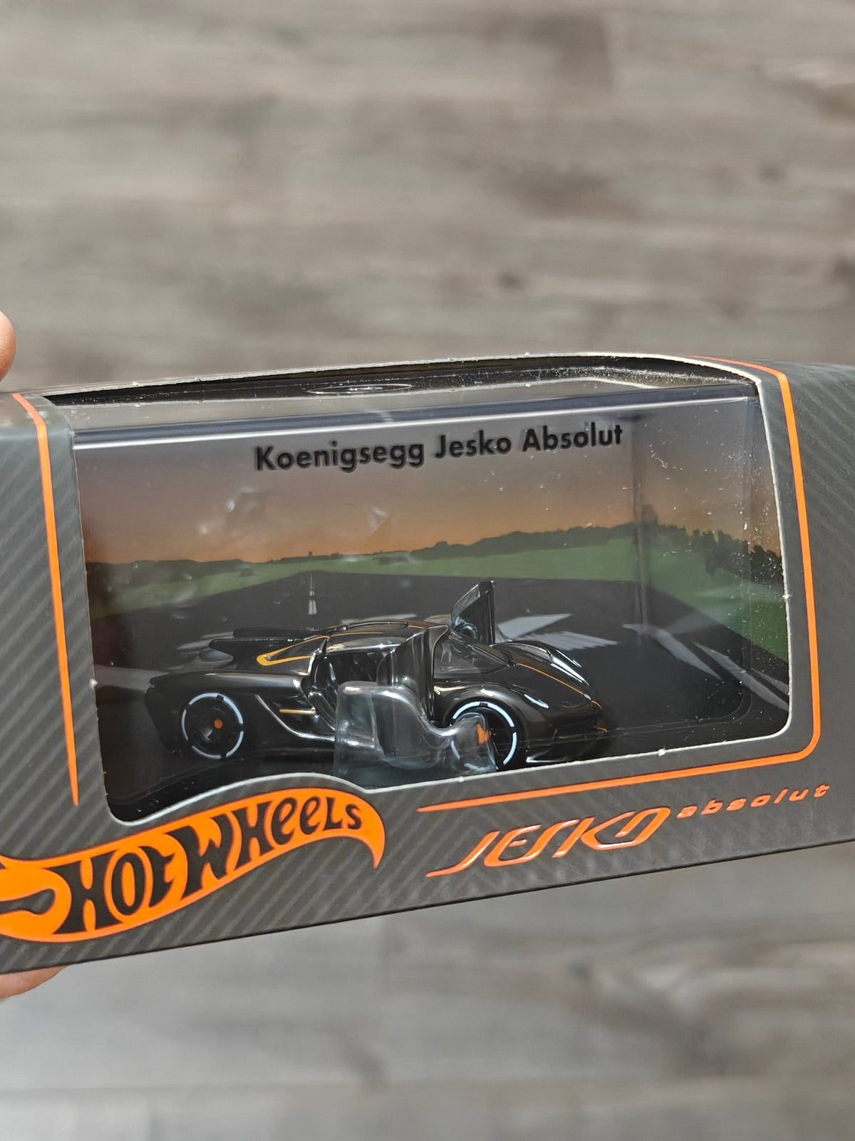 RLC Hot Wheels Koenigsegg Jesko Absolut (Spectraflame Slate) - Kinder Logs