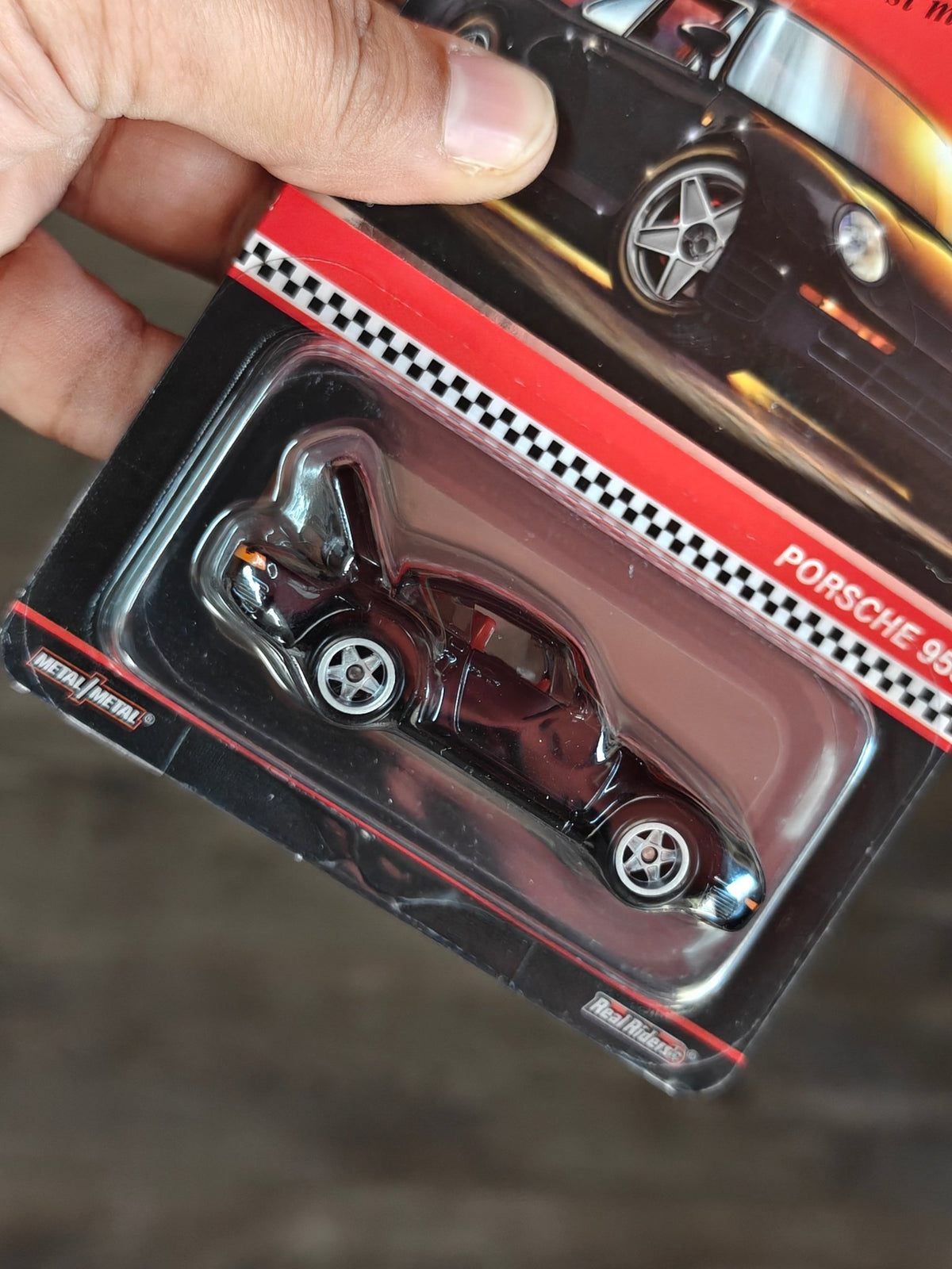 RLC Hot Wheels Porsche 959 - Creased Card (Black) - Kinder Logs