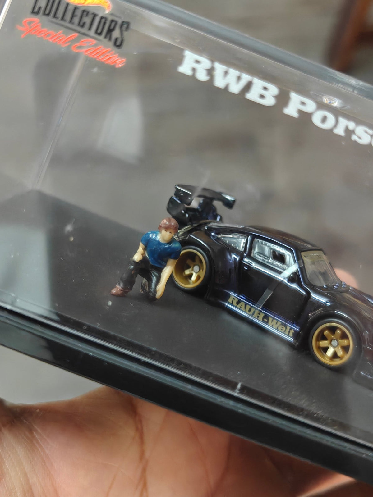RLC Hot Wheels RWB Porsche 930 (Spectraflame Black) - Kinder Logs