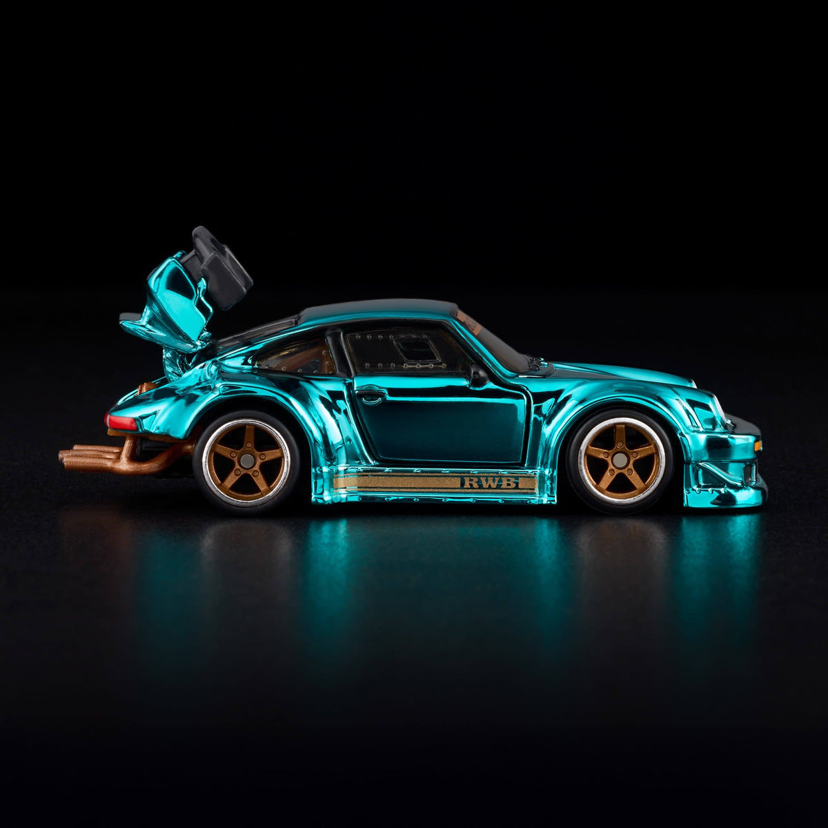 RLC Hot Wheels RWB Porsche 930 (Spectraflame Teal) - Kinder Logs