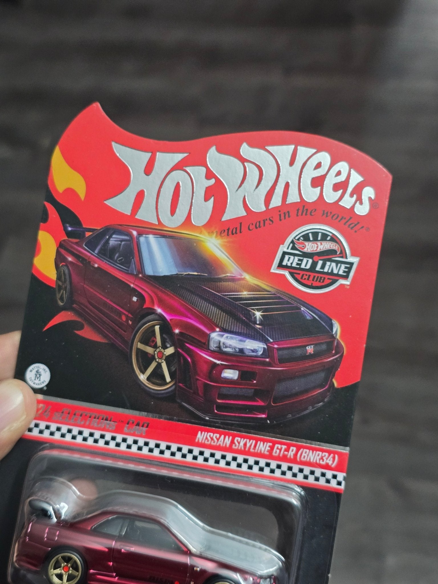 RLC Hot Wheels sELECTIONs Nissan Skyline GT - R BNR34 (Spectraflame Oxblood) - Kinder Logs