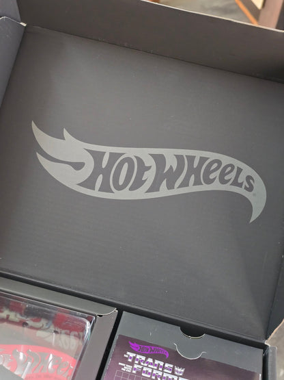 RLC Hot Wheels Transformers Nemesis Prime - Kinder Logs