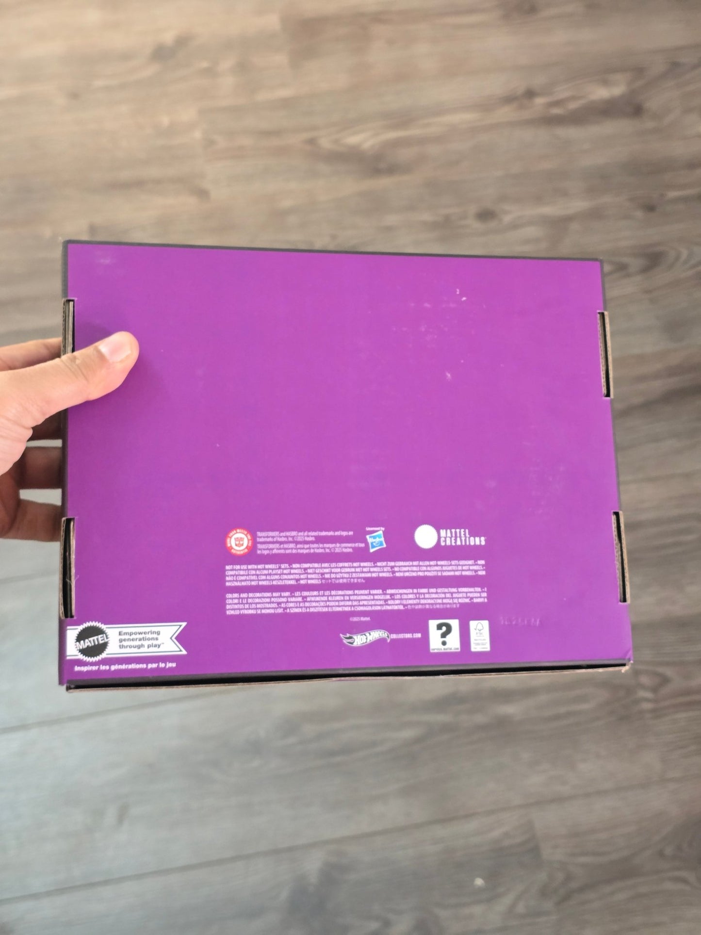 RLC Hot Wheels Transformers Nemesis Prime - Kinder Logs