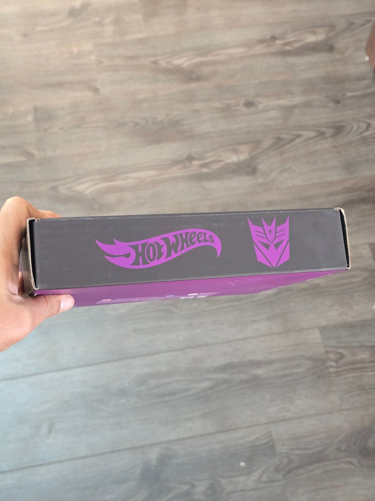 RLC Hot Wheels Transformers Nemesis Prime - Kinder Logs