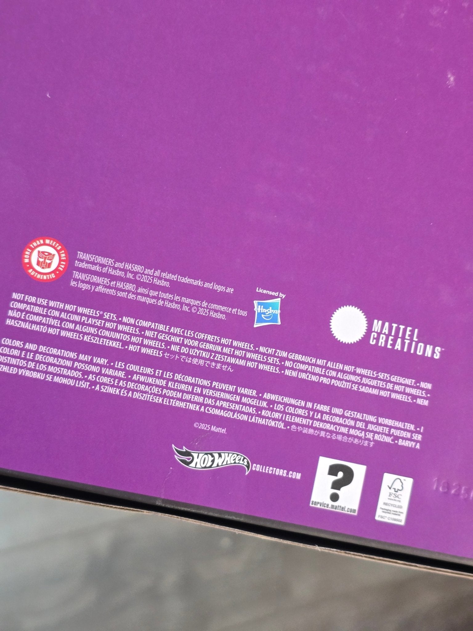 RLC Hot Wheels Transformers Nemesis Prime - Kinder Logs