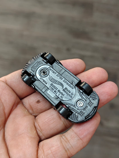 Hot Wheels Ferrari SF90 Stradale - Black (Uncarded)