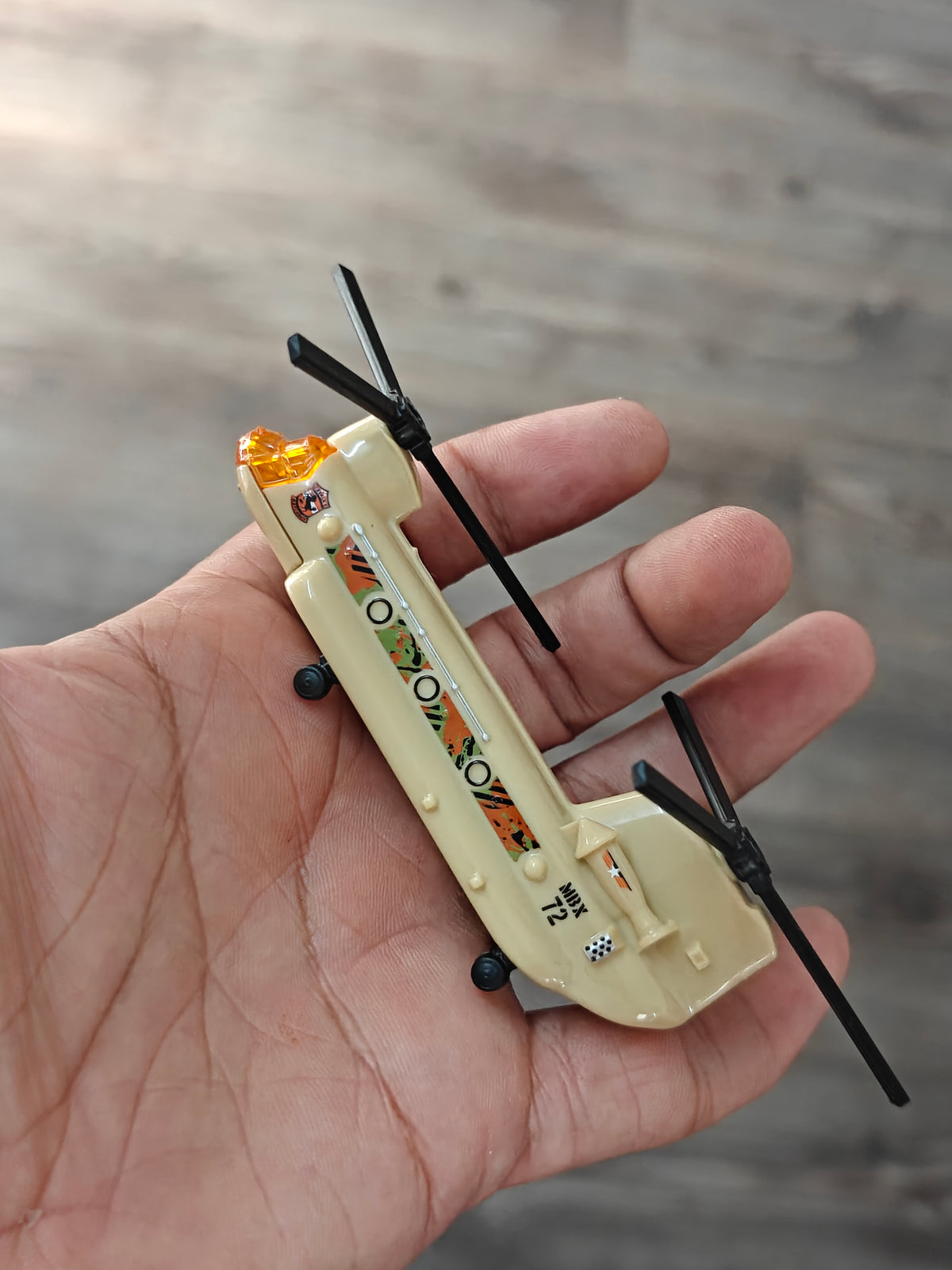 Matchbox Sky Busters - CH-47 Chinook Helicopter (Uncarded - New)