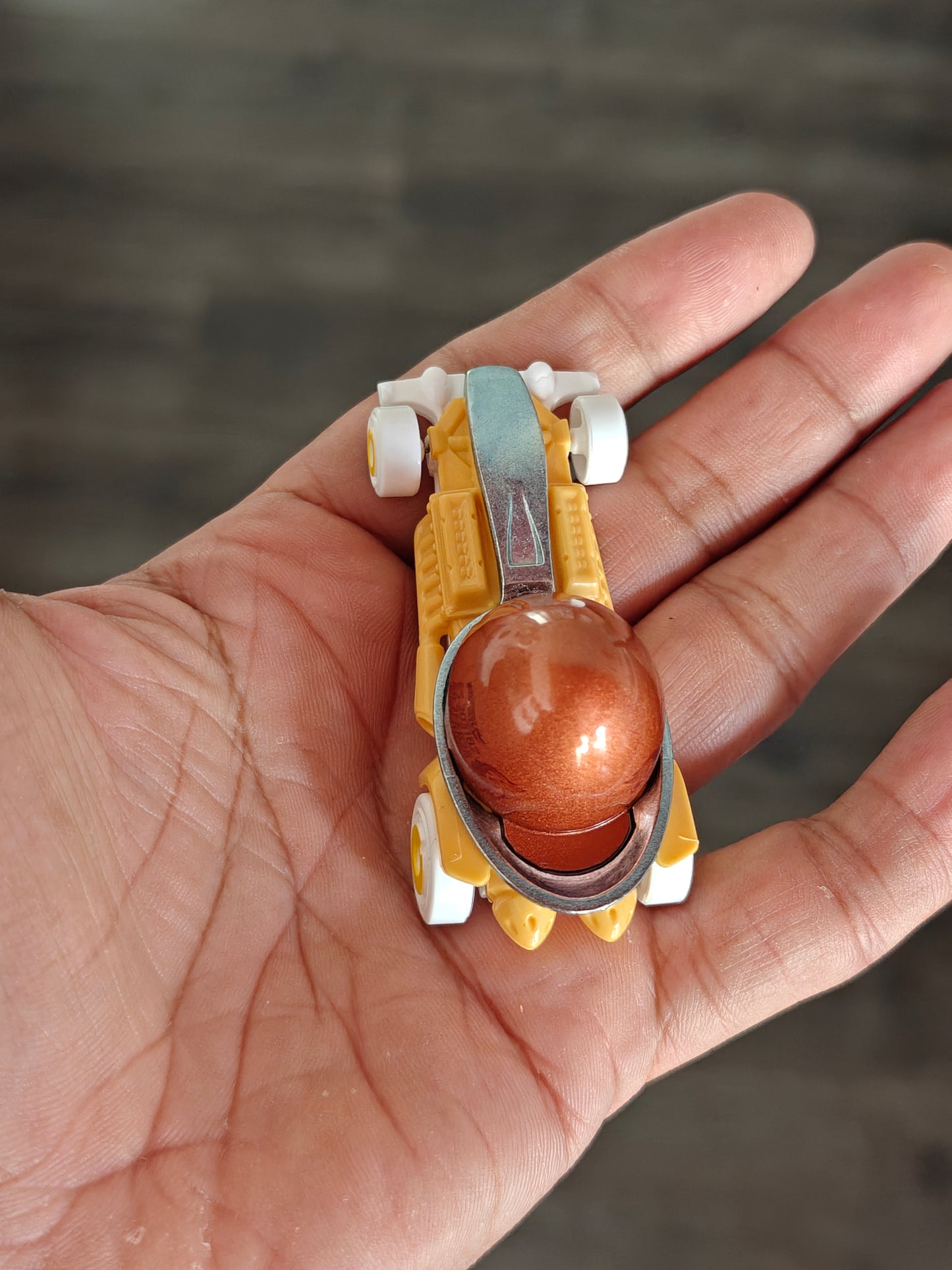 Hot Wheels Eggshell Racer - Yellow (Uncarded)