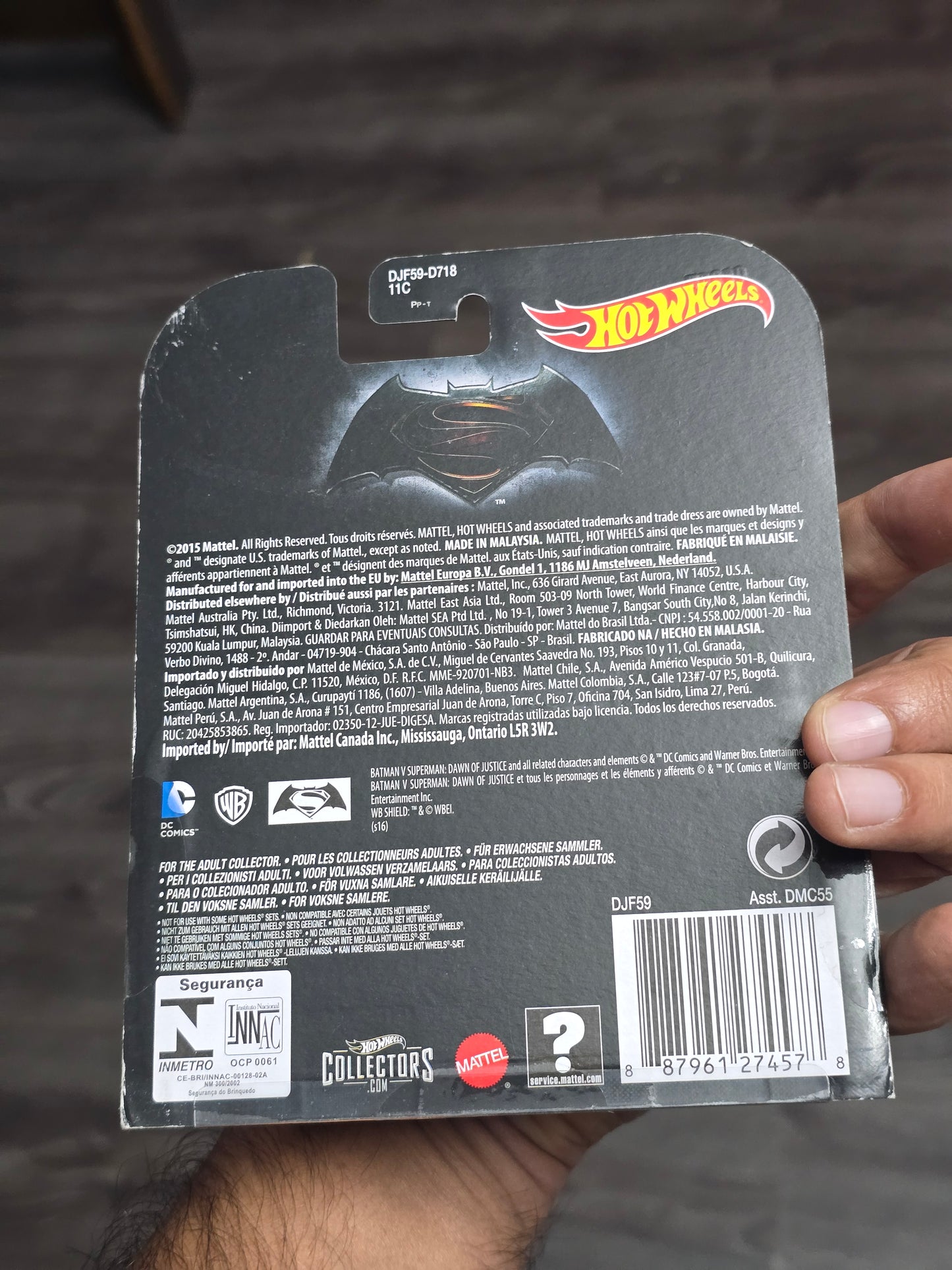 Hot Wheels Batman vs Superman Batwing (Rare Card)